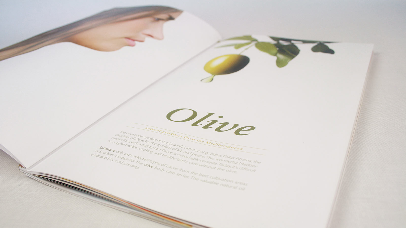 Imagebroschüre Ansicht Pflegeprodukte Olive Kosmetik